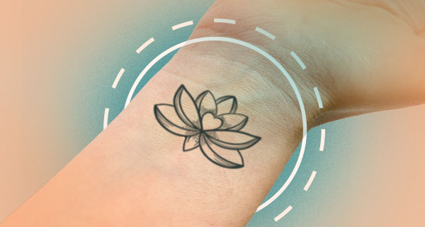 Simply Inked Lotus Flower Temporary Tattoo, Designer Tattoo for Girls Boys  Men Women waterproof Sticker Size: 2.5 X 4 inch 1pc. l Black l 2g :  Amazon.in: Beauty